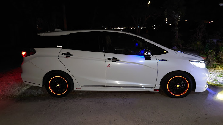 シャトルのこいつも愛車(≧∇≦)b・DIYに関するカスタム事例の投稿画像1枚目