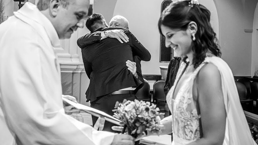 Fotografo di matrimoni Andrea Acuña (atitas). Foto del 15 maggio