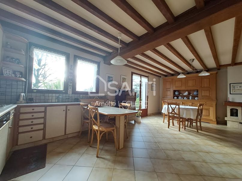 Vente maison 7 pièces 145 m² à Mortain (50140), 205 000 €