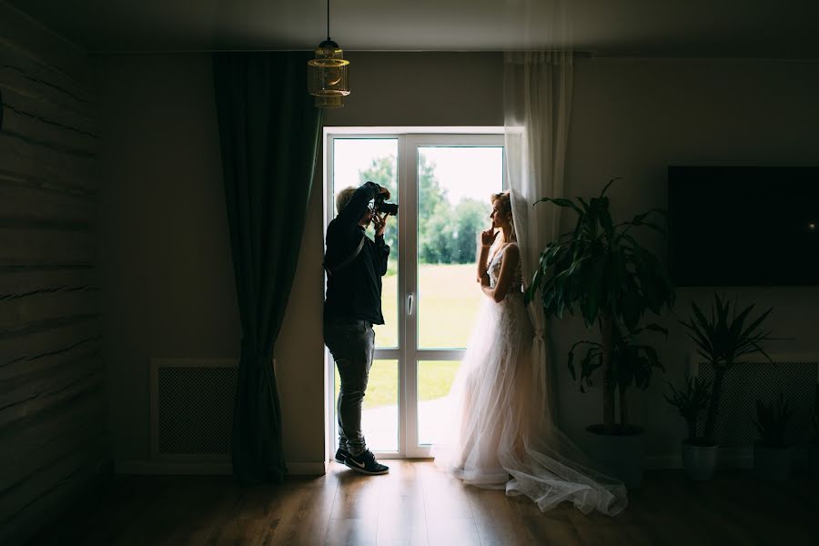 Wedding photographer Aleksandr Savchenko (savchenkosash). Photo of 13 May 2020