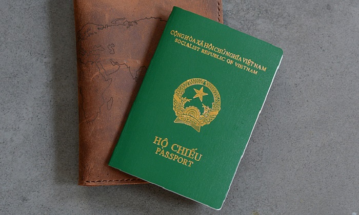 Dịch vụ làm visa Pháp - Chuẩn bị hộ chiếu còn hạn cùng các giấy tờ cá nhân khác