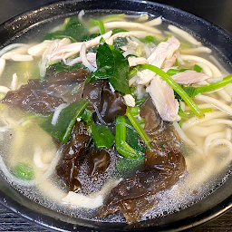 N4. 鸡汤面 Tender Chicken Noodle Soup