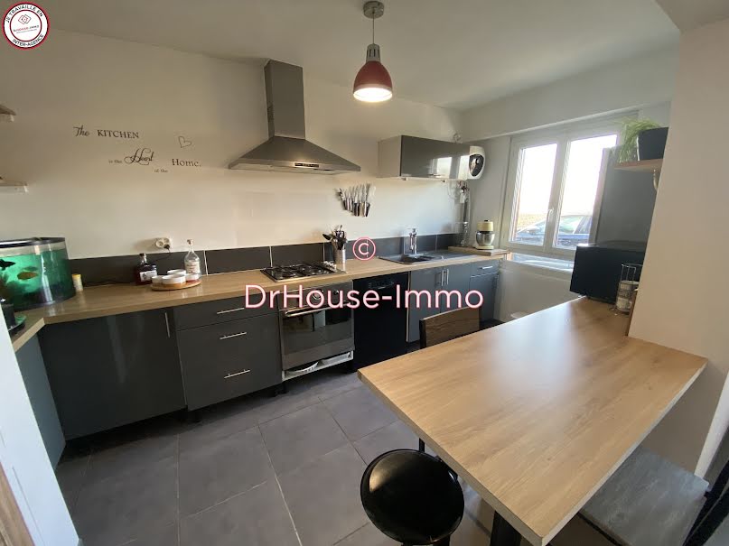 Vente maison 7 pièces 143 m² à Saint-Hilaire-Saint-Mesmin (45160), 295 000 €