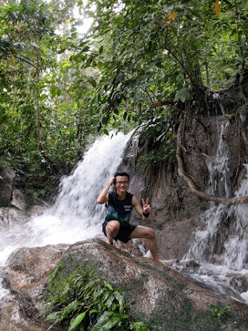 Batu Asah Waterfall