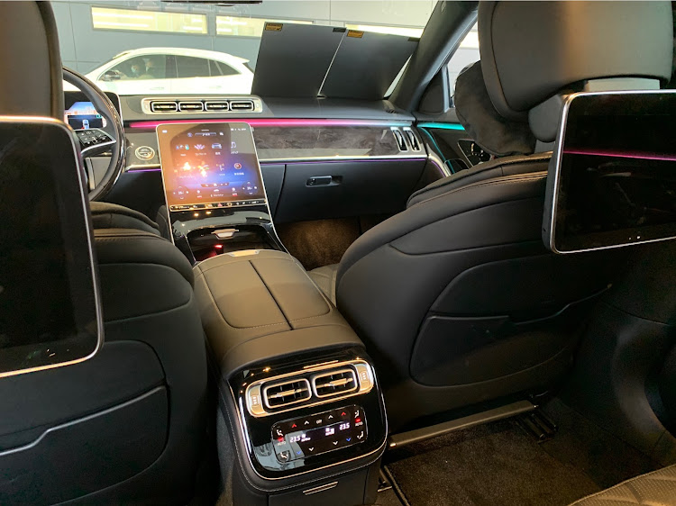 Bクラスのメルセデス・メルセデスシェアカープラス・メルセデス・ベンツ・新型Sクラス・GLC220dに関するカスタム事例の投稿画像6枚目