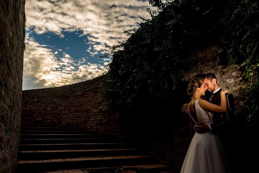 Fotógrafo de casamento Slagian Peiovici (slagi). Foto de 7 de fevereiro 2018