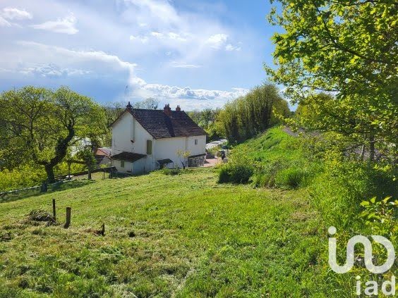 Vente maison 7 pièces 152 m² à La Motte-Saint-Jean (71160), 130 000 €