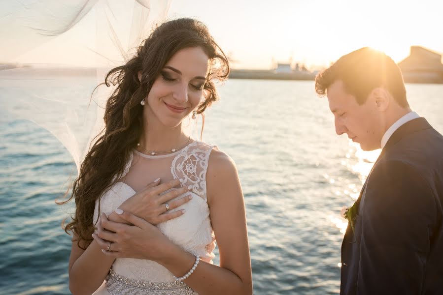 Fotógrafo de casamento Violeta Pefticheva (pefticheva). Foto de 5 de janeiro 2018