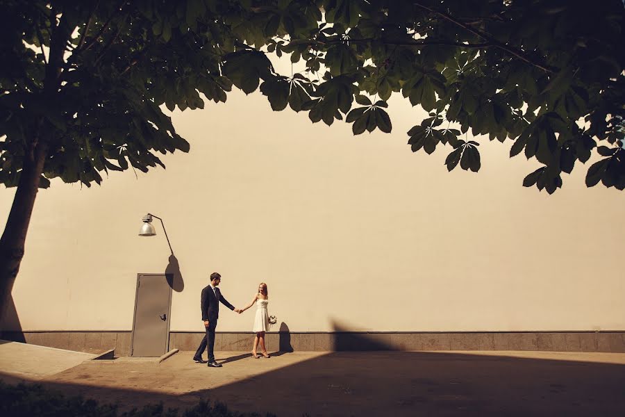 Fotógrafo de casamento Nikolay Zlobin (nikolaizlobin). Foto de 1 de junho 2014