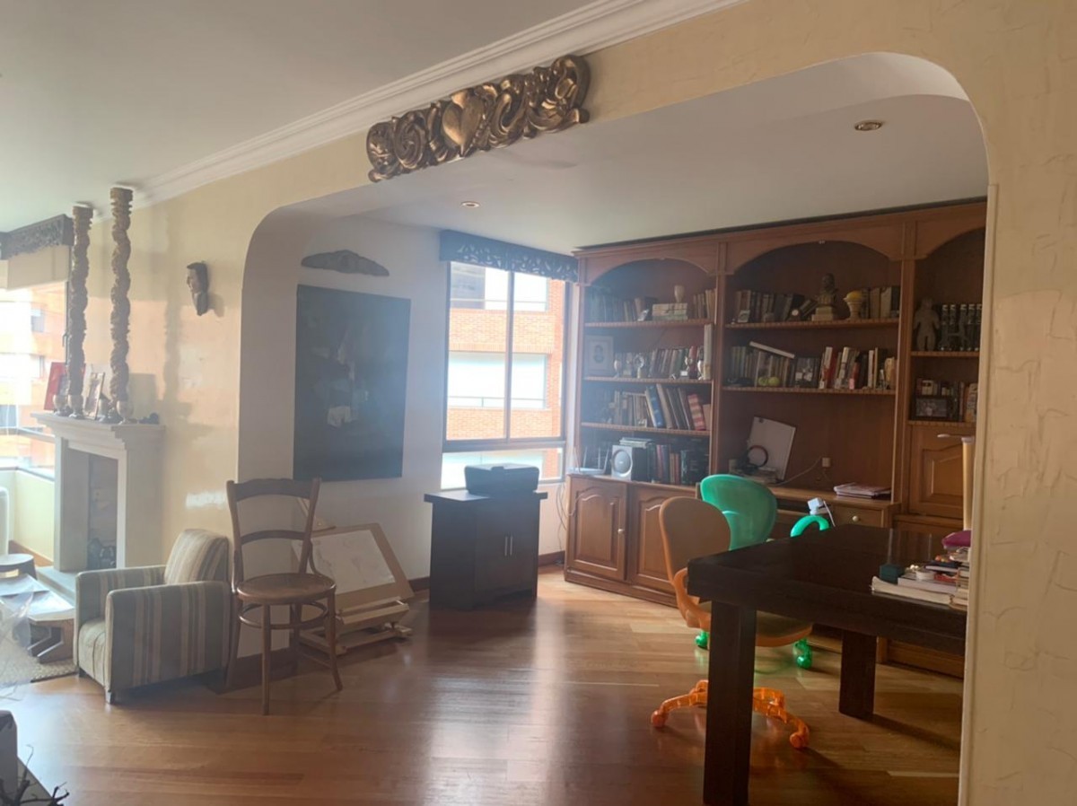 Apartamento En Venta - La Carolina, Bogota