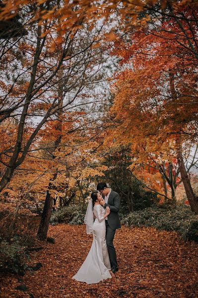 Fotógrafo de casamento Naruephat Marknakorn (naruephatmarkna). Foto de 22 de agosto 2023