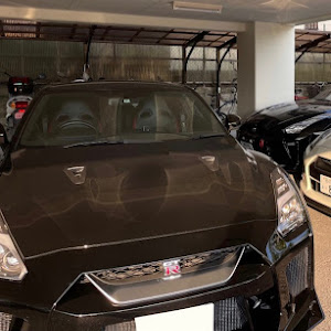 NISSAN GT-R R35