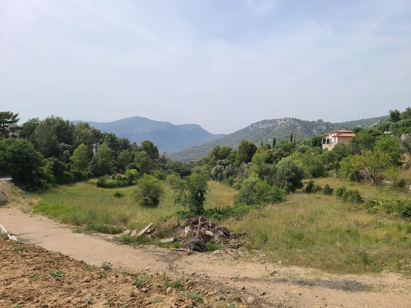 Vente terrain  1061 m² à La Valette-du-Var (83160), 245 000 €