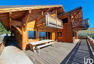 Chalet avec terrasse 4