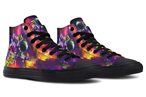 Title 3, Printed Couple High-top Canvas Shoes. Stylish a...