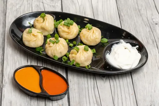 Veg Steamed Momos [6 Pieces]