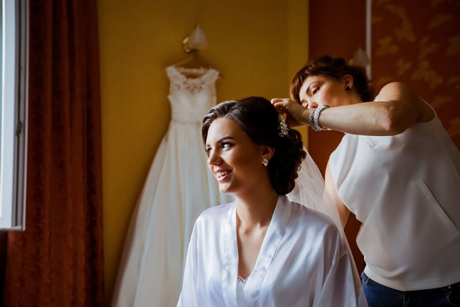 Fotografo di matrimoni Veronika Mikhaylovskaya (fotonika). Foto del 27 dicembre 2016