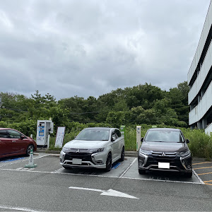 アウトランダーPHEV GG3W