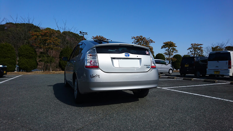 ヴォクシーの洗車・20プリウス・燃費に関するカスタム事例の投稿画像1枚目