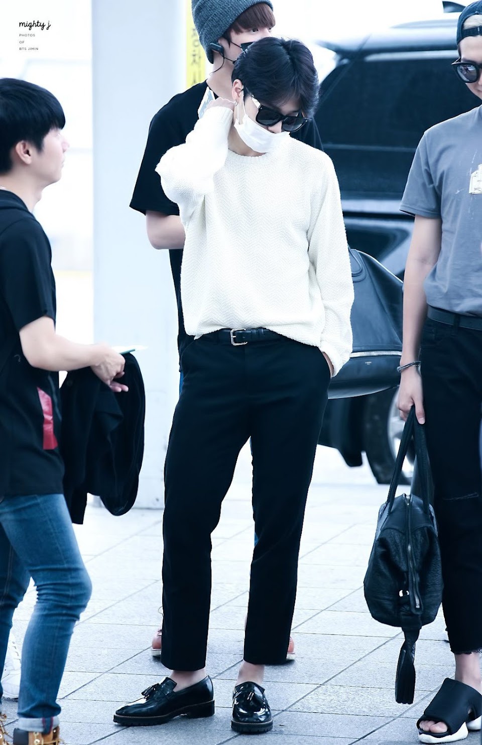 jimin airport outfit