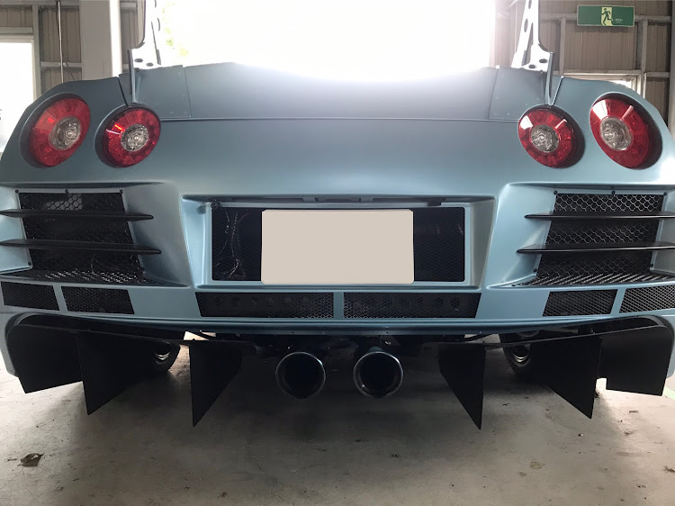 NISSAN GT-RのGT-R・Abflug・なんじゃこりゃに関するカスタム事例の投稿画像3枚目