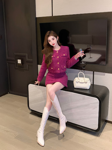 Title 11, Elegant Metal Buckle Coat with Slimming A-Line ...