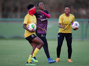 Karabo Angel Dhlamini and South Africa goalkeeper Andile Dlamini during the 2022 Womens Africa Cup of Nations South Africa training session at Academie Mohammed 6, Rabat on 20 July 2022.