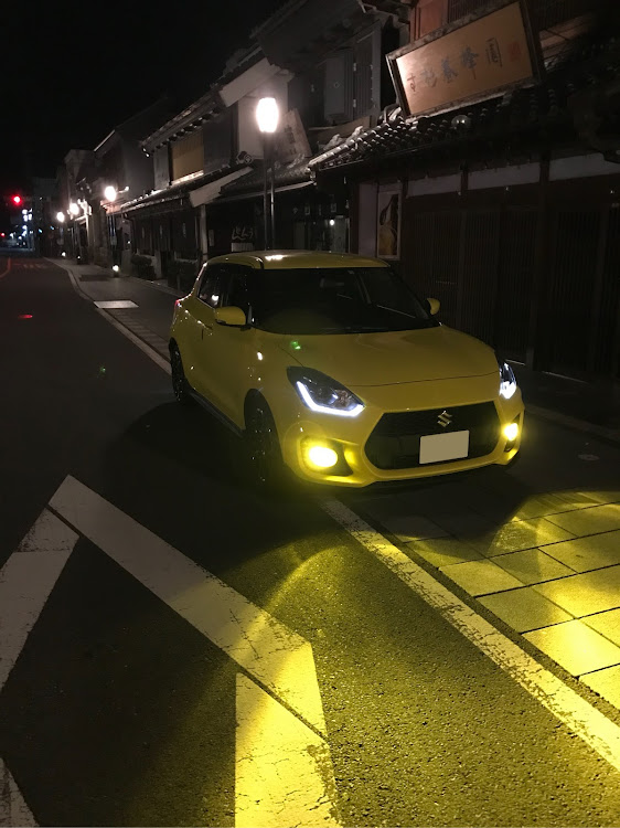 スイフトスポーツのファントムさんが投稿したカスタム事例の投稿画像1枚目
