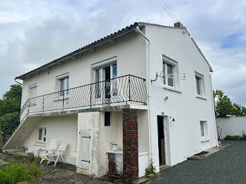 maison à Port-des-Barques (17)