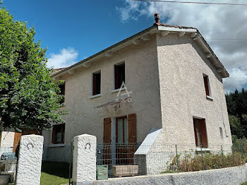 maison à Vernet-la-Varenne (63)