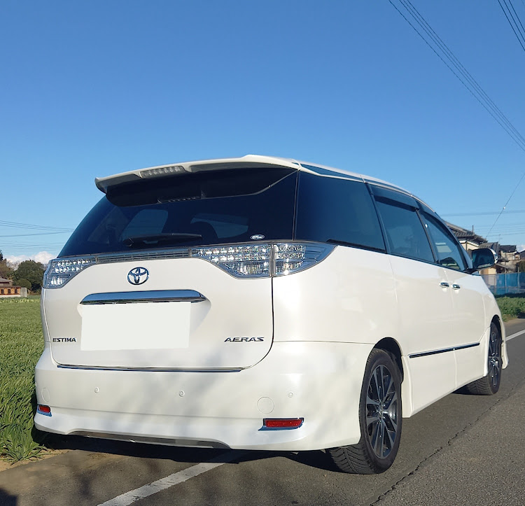 エスティマの初洗車♪・快晴☀️・有給休暇を有意義にに関するカスタム事例の投稿画像1枚目