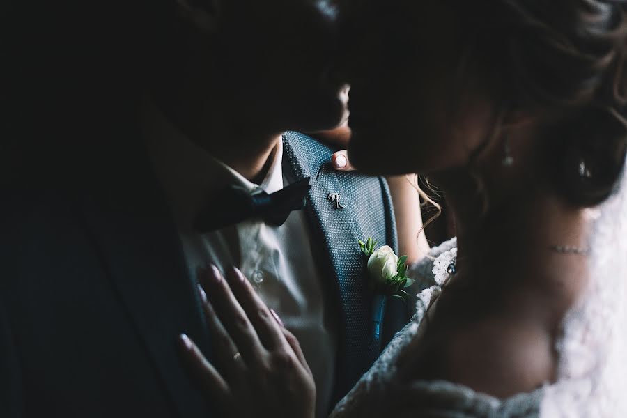 ช่างภาพงานแต่งงาน Anastasiya Kulikova (ll-foto) ภาพเมื่อ 24 พฤษภาคม 2021