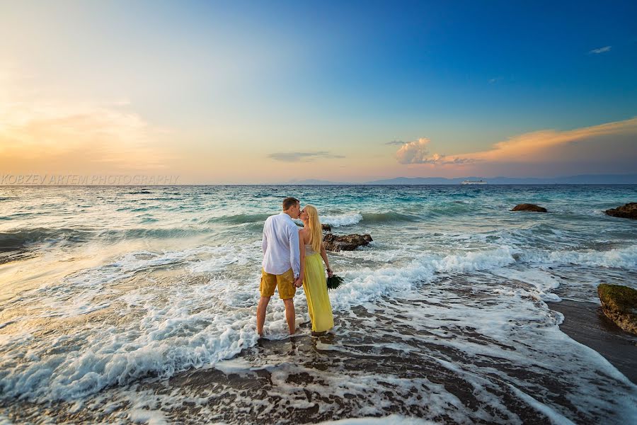 Wedding photographer Artem Kobzev (kobart). Photo of 13 November 2015