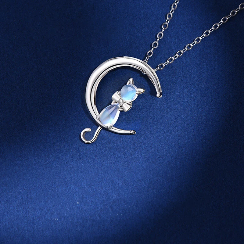 Collier en argent sterling style coréen simple pour étudiantes. Élégant et discret, parfait pour un usage quotidien et pour sublimer la clavicule.