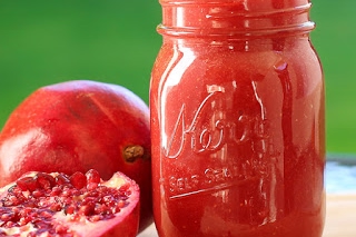 Pomegranate Smoothie Skinny Shake + Video