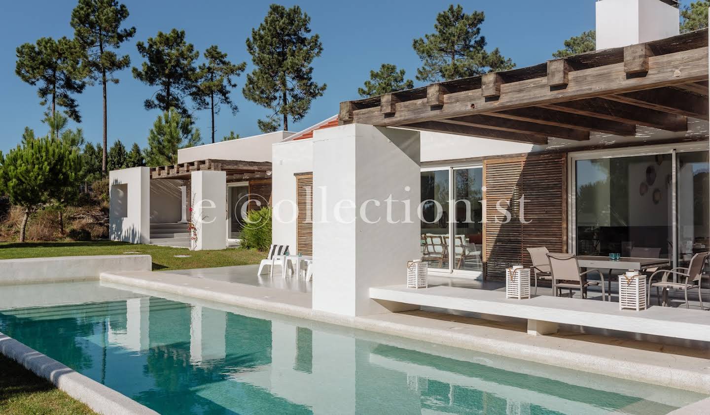 Villa with pool Carvalhal