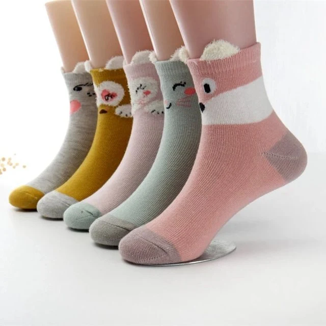 Title 5, 5 Pairs Lot Spring Socks Cotton Soc. Soft and c...