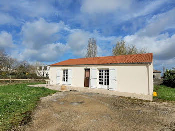 maison à Fontaine-le-Comte (86)