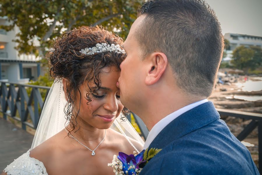 Wedding photographer Jason Barnett (tusonphotography). Photo of 16 November 2018