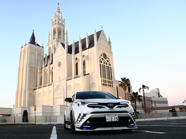 C-HRの一眼レフ初心者・11月もよろしくお願いしますに関するカスタム事例の投稿画像1枚目