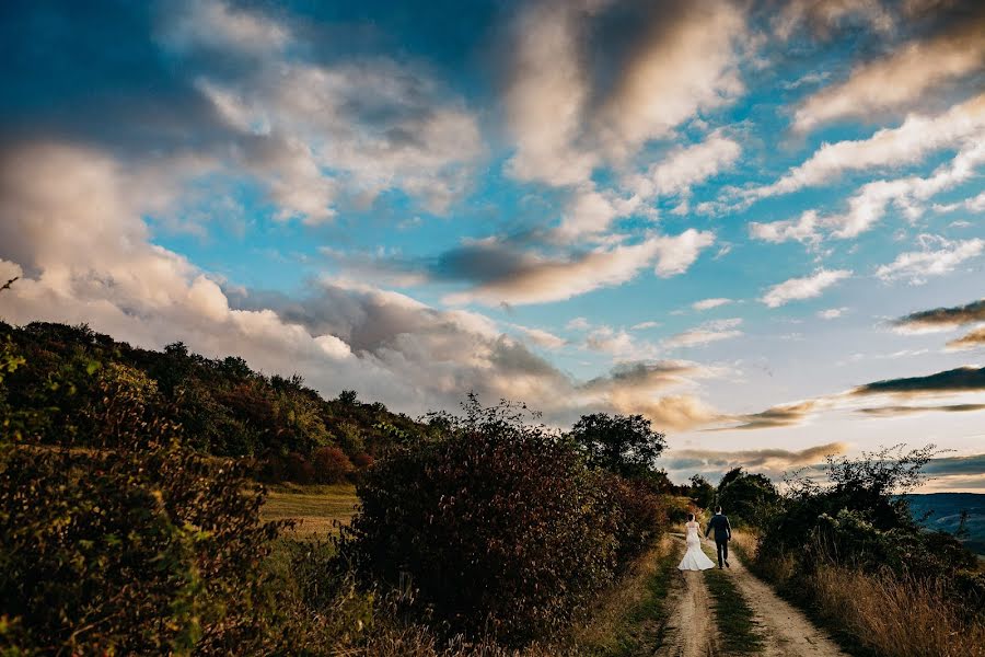 Düğün fotoğrafçısı Mihai Ruja (mrvisuals). 25 Eylül 2017 fotoları