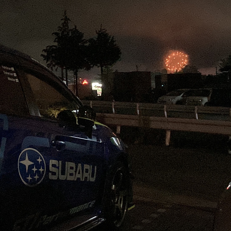 軽自動車好きさんが投稿したVAB・花火とコラボ・フォロワーさんにご来店頂きました・手打ちそば天作に関するカスタム事例の投稿画像1枚目