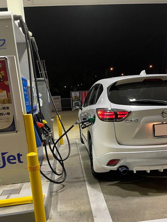 CX-5のディーゼル・CX5・左半顔写真展・台風14号・ガソリンスタンドに関するカスタム事例の投稿画像1枚目