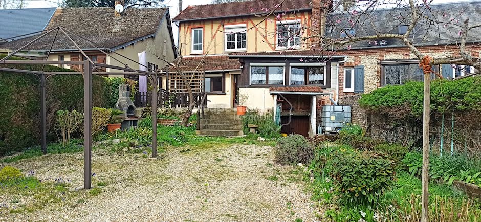 Vente maison 5 pièces 106 m² à Gisors (27140), 222 000 €