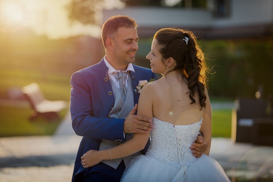 Fotografo di matrimoni Silverio Lubrini (lubrini). Foto del 19 dicembre 2021