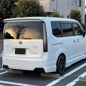 ステップワゴン RP8