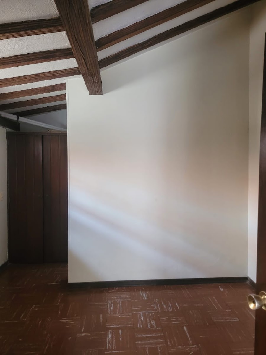 Casa En Venta - La Calleja, Bogota