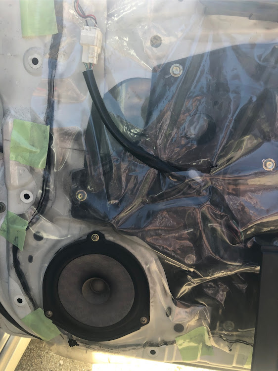 ミラアヴィのミラアヴィ・l260s・スピーカー交換・DIY・KENWOODに関するカスタム事例の投稿画像1枚目