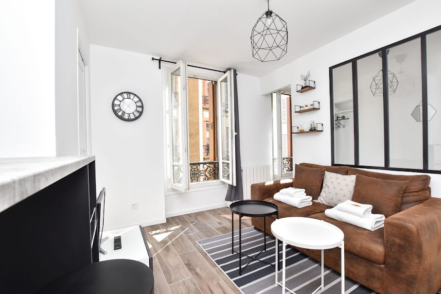 Location meublée appartement 2 pièces 24 m² à Saint-Denis (93200), 1 111 €