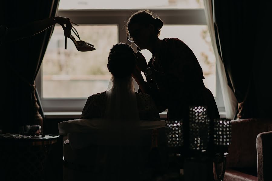 Esküvői fotós Sergiu Irimescu (silhouettes). Készítés ideje: 2019 november 27.